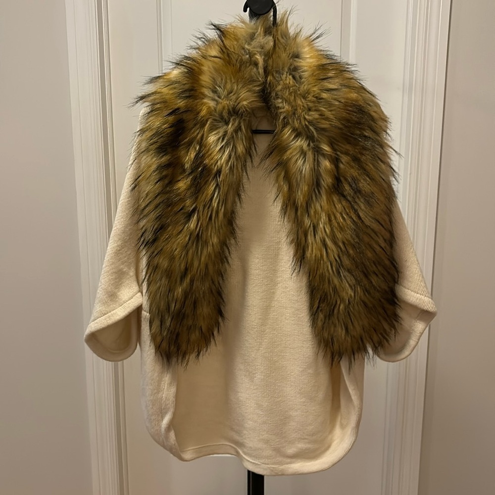 Bebe cardigan with fur neck trim